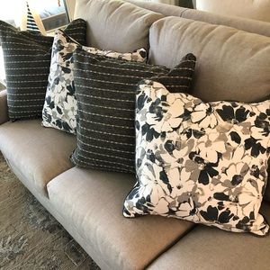 *NEW Custom* Floral Throw Pillow Set